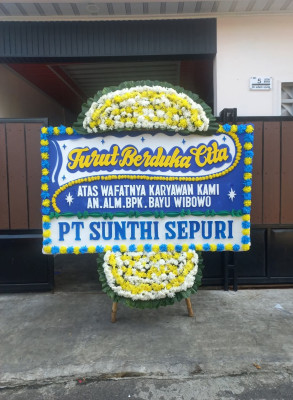 Papan Bunga Duka di Manggelum