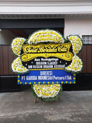 Papan Bunga Duka di Manggelum